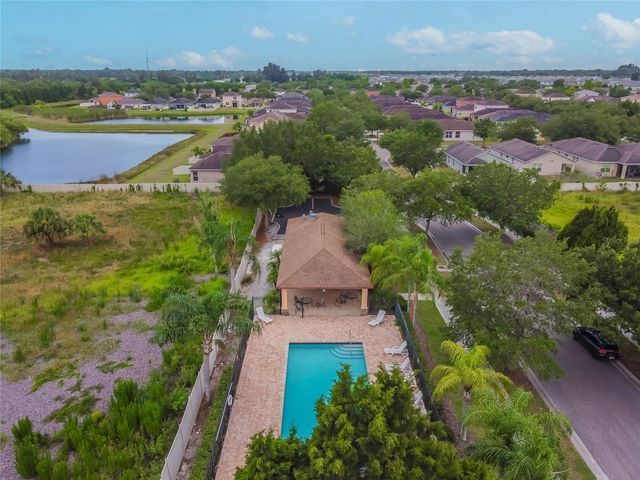 915 WINDTON OAK DRIVE, Ruskin, FL 33570