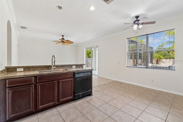 915 WINDTON OAK DRIVE, Ruskin, FL 33570
