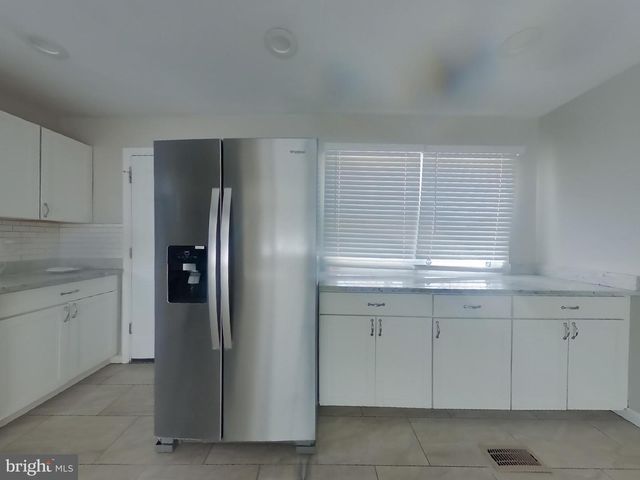 7700 MANE LN, District Heights, MD 20747