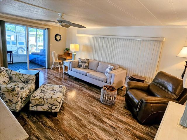 3406 SHINGLE OAK TERRACE, Sarasota, FL 34237