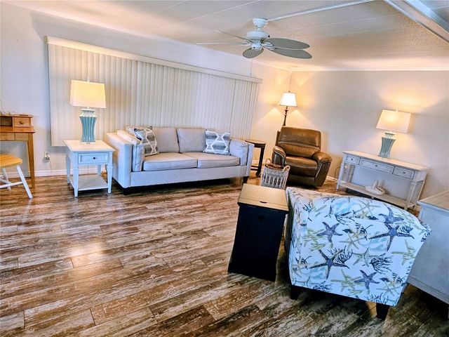 3406 SHINGLE OAK TERRACE, Sarasota, FL 34237