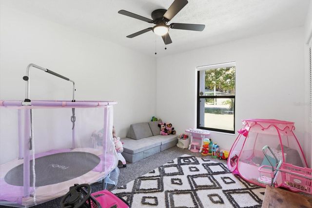 807 N HOLLYWOOD CIRCLE, Crystal River, FL 34429