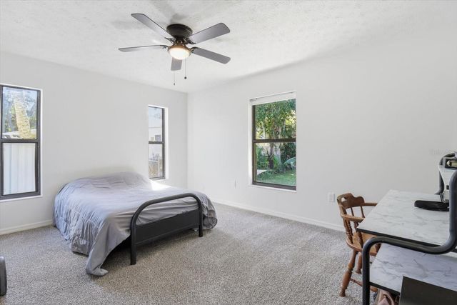 807 N HOLLYWOOD CIRCLE, Crystal River, FL 34429