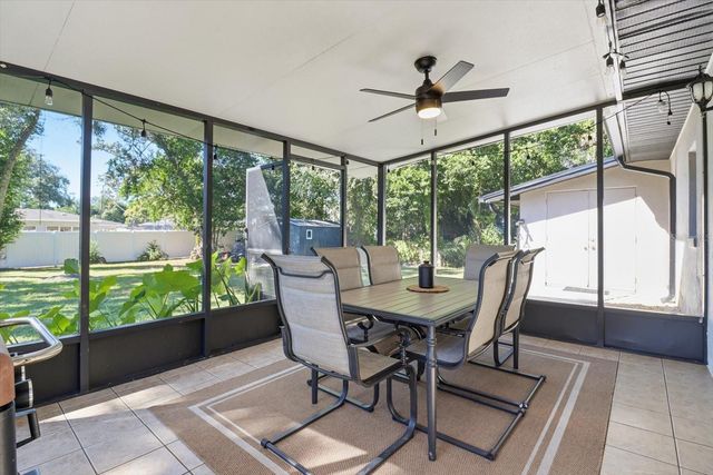 807 N HOLLYWOOD CIRCLE, Crystal River, FL 34429