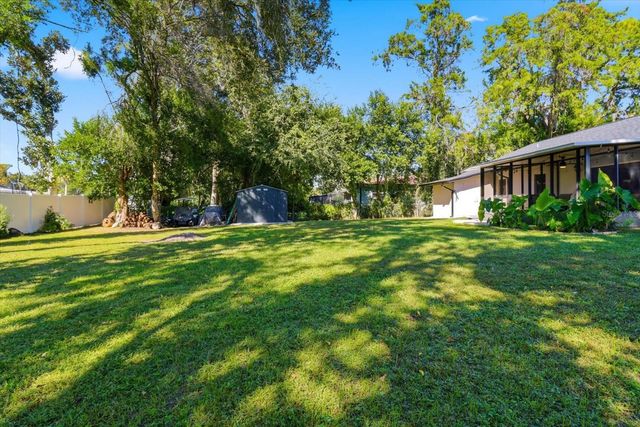 807 N HOLLYWOOD CIRCLE, Crystal River, FL 34429