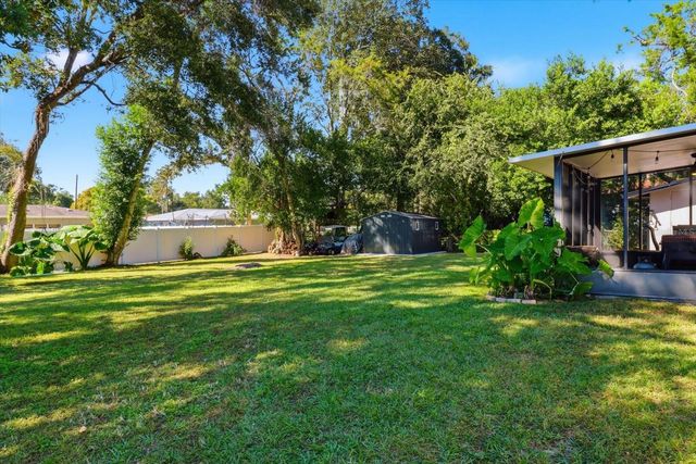 807 N HOLLYWOOD CIRCLE, Crystal River, FL 34429