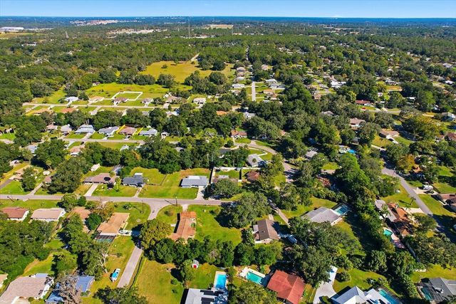 807 N HOLLYWOOD CIRCLE, Crystal River, FL 34429