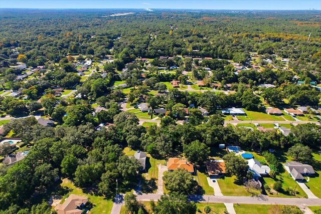 807 N HOLLYWOOD CIRCLE, Crystal River, FL 34429