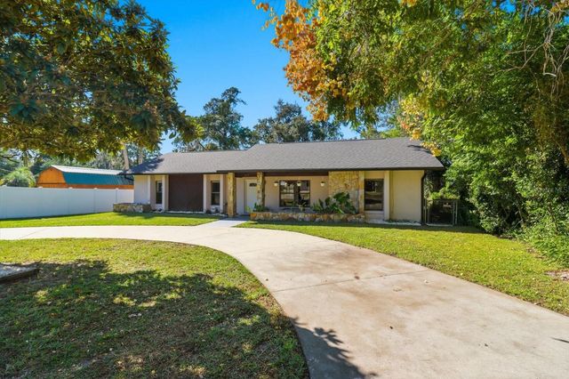 807 N HOLLYWOOD CIRCLE, Crystal River, FL 34429