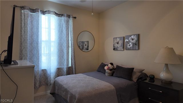 3829 Schoolhouse RD E 3, Fort Myers, FL 33916