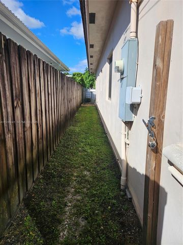 2030 SW 60th Ave 2030, Miami, FL 33155