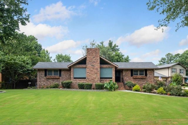 2816 Cardinal Lake NW Circle, Duluth, GA 30096