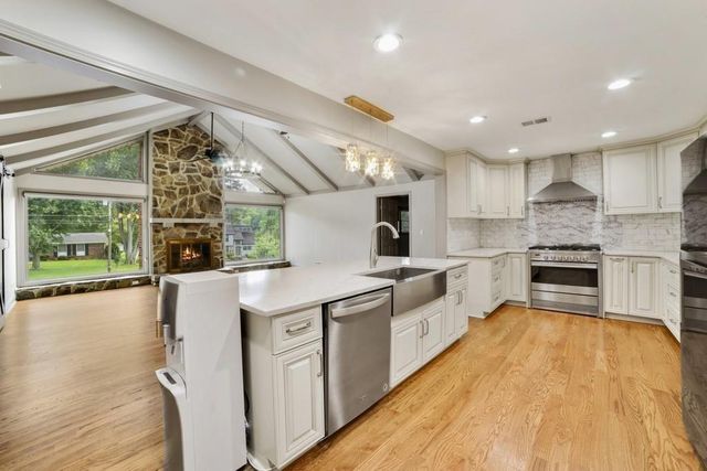 2816 Cardinal Lake NW Circle, Duluth, GA 30096