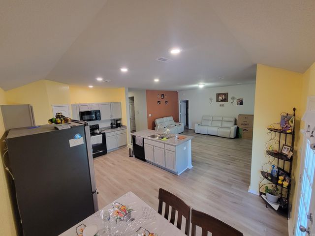 27 Curly Leaf Lane, Conway, AR 72032