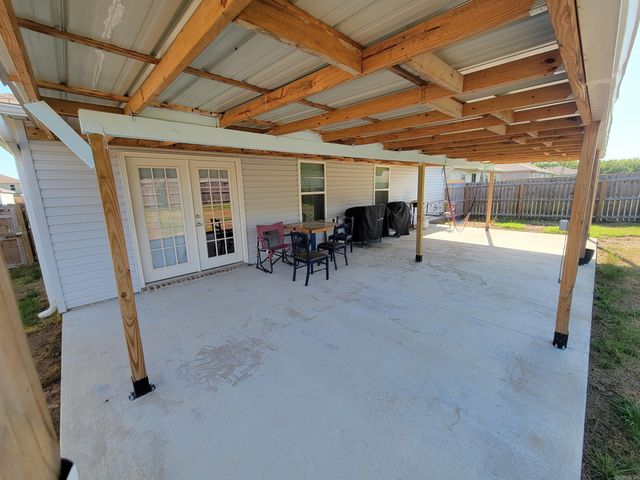 27 Curly Leaf Lane, Conway, AR 72032