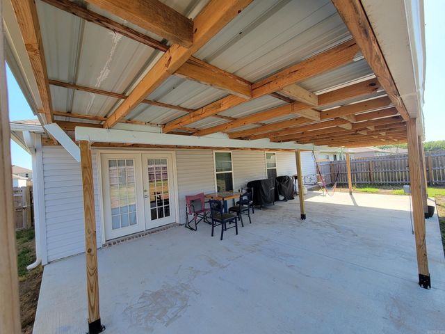 27 Curly Leaf Lane, Conway, AR 72032