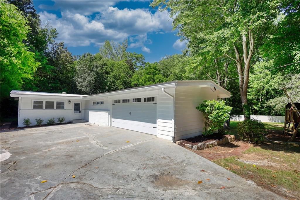 2143 Melante Drive, Atlanta, GA 30324