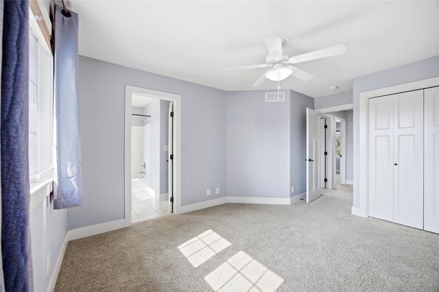 4455 NW 165th Street, Clive, IA 50325