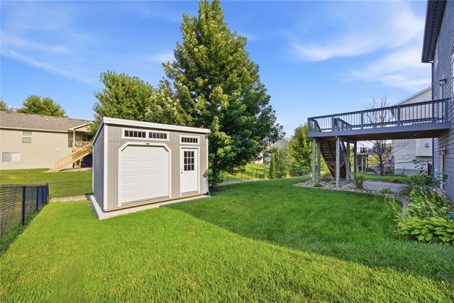 4455 NW 165th Street, Clive, IA 50325