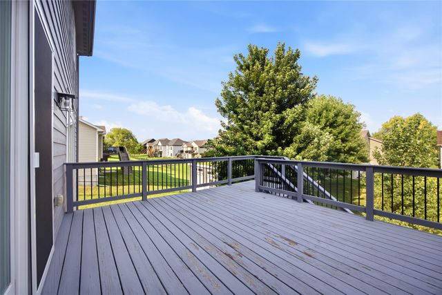 4455 NW 165th Street, Clive, IA 50325