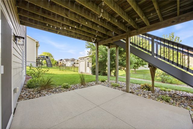 4455 NW 165th Street, Clive, IA 50325