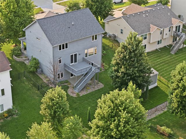 4455 NW 165th Street, Clive, IA 50325