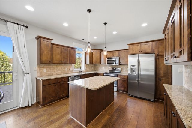 4455 NW 165th Street, Clive, IA 50325