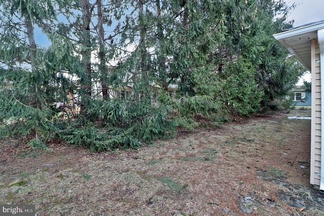 23 ABBEY RD, Brick, NJ 08723