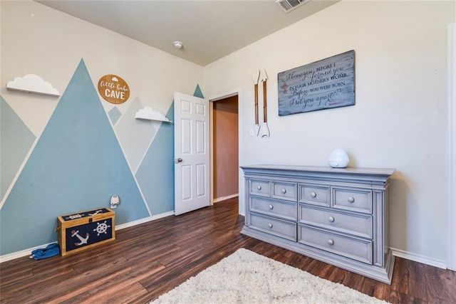 124 Thrasher CV, Leander, TX 78641