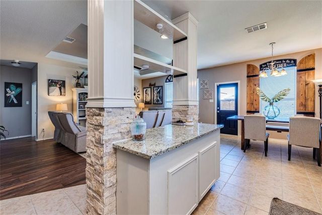 124 Thrasher CV, Leander, TX 78641