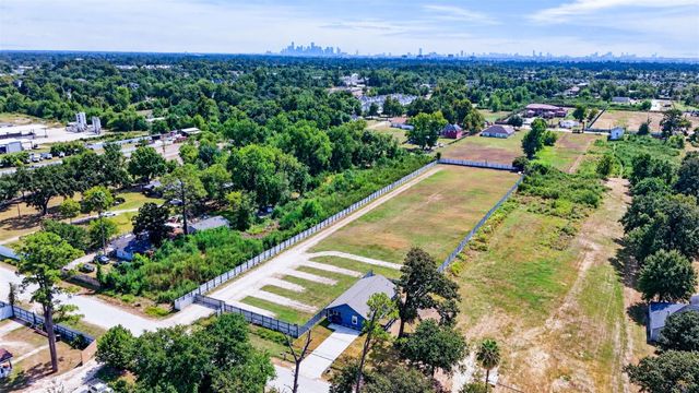 2003 De Soto Street, Houston, TX 77091