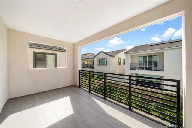133 Chant, Irvine, CA 92618