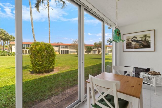 3 Abbey Ln 101, Delray Beach, FL 33446