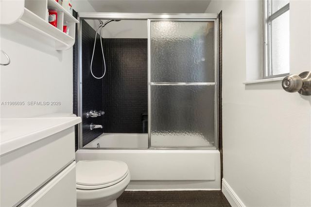 3 Abbey Ln 101, Delray Beach, FL 33446