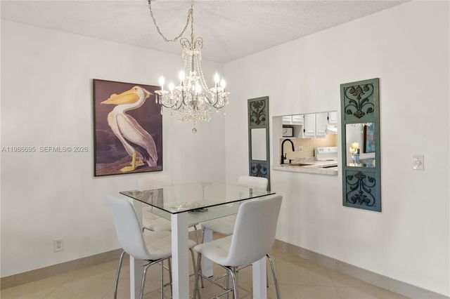 3 Abbey Ln 101, Delray Beach, FL 33446
