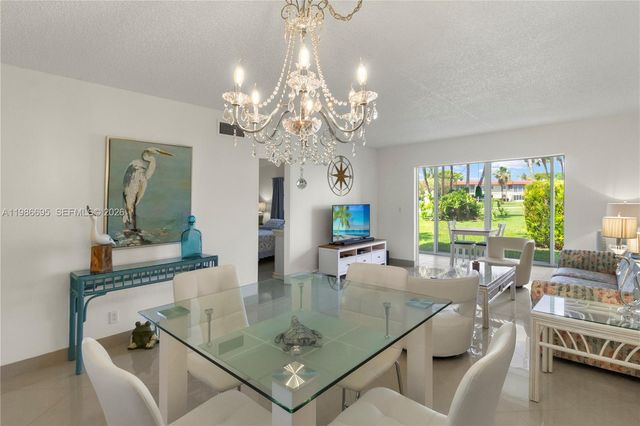 3 Abbey Ln 101, Delray Beach, FL 33446