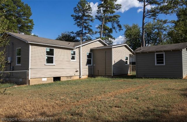 705 8 Street, Barling, AR 72923