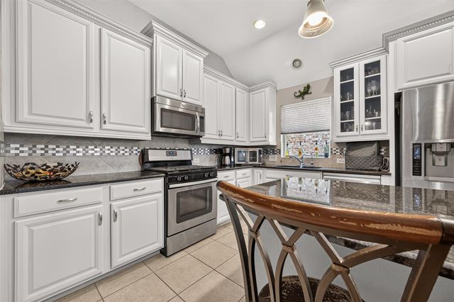 20234 Fossil Valley Lane, Cypress, TX 77433