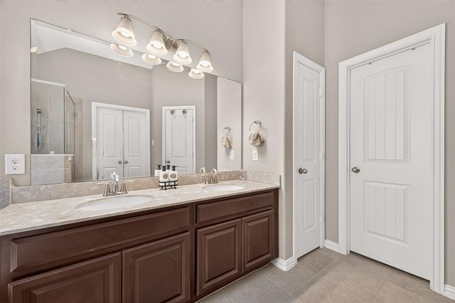 20234 Fossil Valley Lane, Cypress, TX 77433
