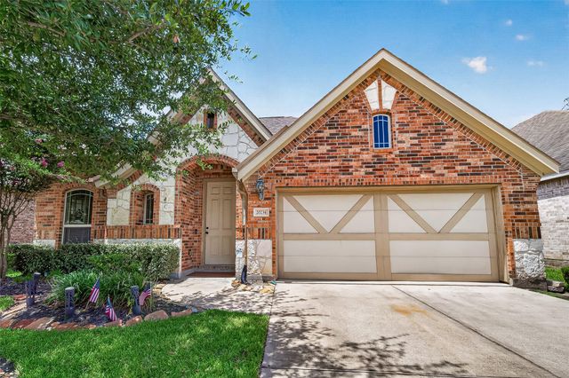 20234 Fossil Valley Lane, Cypress, TX 77433