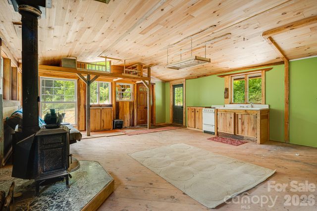 224 Allen Drive, Marshall, NC 28753