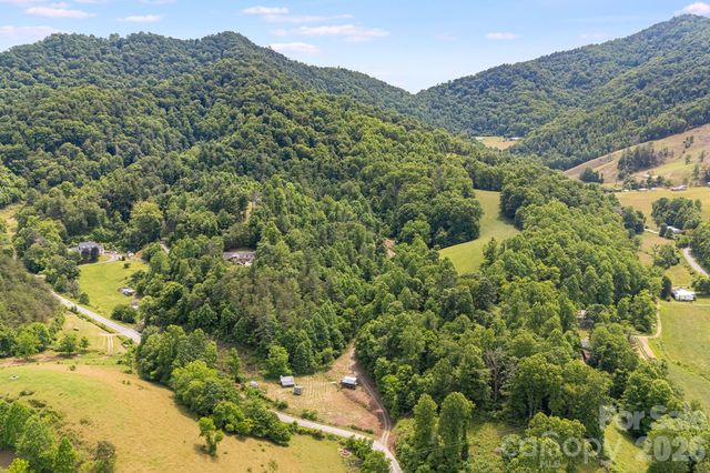 224 Allen Drive, Marshall, NC 28753