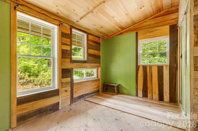 224 Allen Drive, Marshall, NC 28753