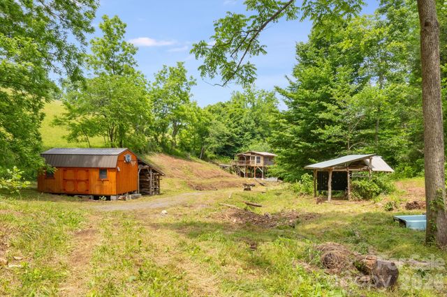 224 Allen Drive, Marshall, NC 28753
