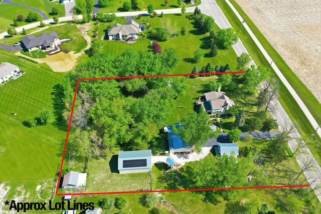 9909 Winn Road, Spring Grove, IL 60081