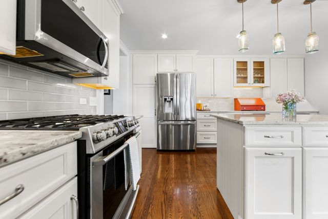 9909 Winn Road, Spring Grove, IL 60081