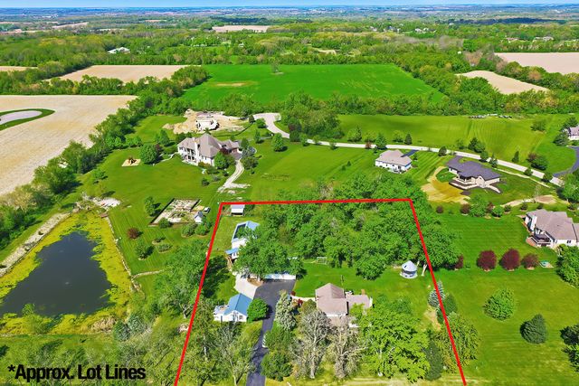 9909 Winn Road, Spring Grove, IL 60081