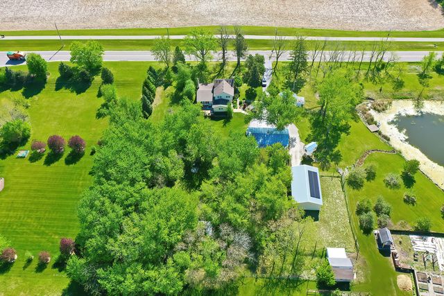 9909 Winn Road, Spring Grove, IL 60081