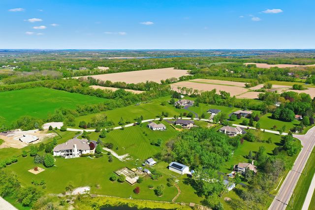 9909 Winn Road, Spring Grove, IL 60081
