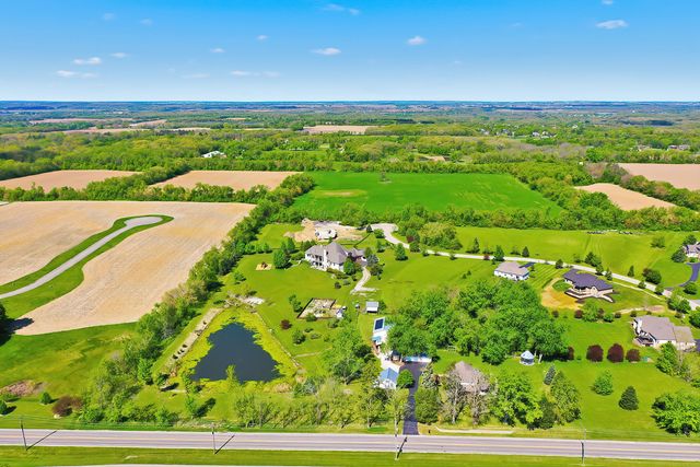 9909 Winn Road, Spring Grove, IL 60081
